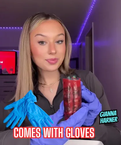 Vista 6 de Kit de Pepinillos de Frambuesa Azul - Con Triturado de Algodón de Azúcar - Bolsa de Regalo de Dulces - (13 PIEZAS) Regalos de Cumpleaños Para Niños