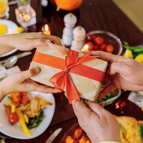 Vista 5 de Derma Roller 540 agujas de titanio Rodillo Derma para barba para hombres y mujeres