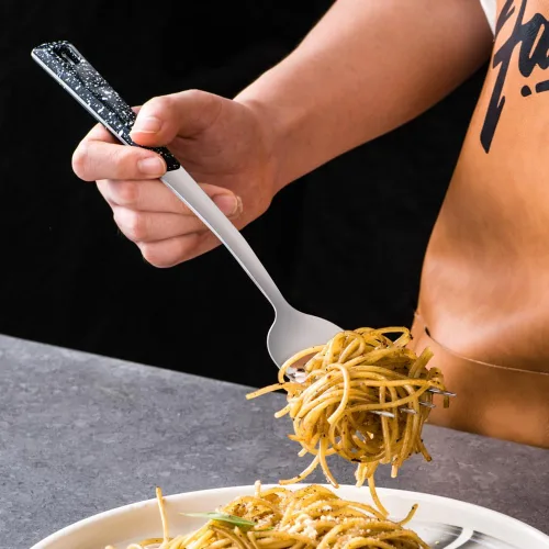 Vista 8 de Utensilios de metal de acero inoxidable para servir, juego de cucharas para servir, cucharas ranuradas y pinzas para servir. Tenedor para servir