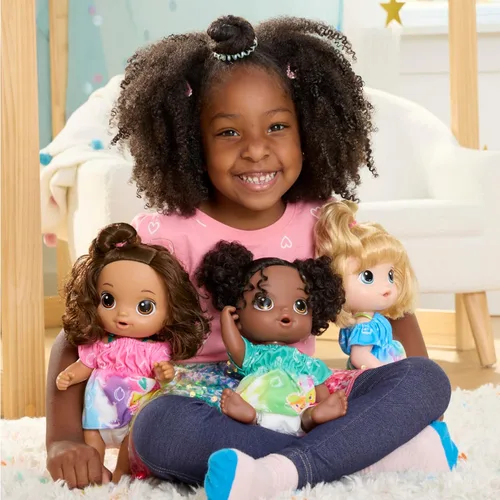 Vista 9 de Baby Alive Muñeca Fruity Sips, Limón, Juguetes para niñas de 3 años, Set de muñeca de 30 cm, Bebe y se moja, Exprimidor de jugo de imitación