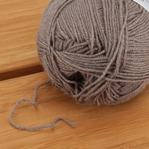 Vista 120 de JubileeYarn Hilo Suave y Delgado - 50g/madeja Mezcla de Rayón de Bambú y Lana - Pegaso - 2 madejas