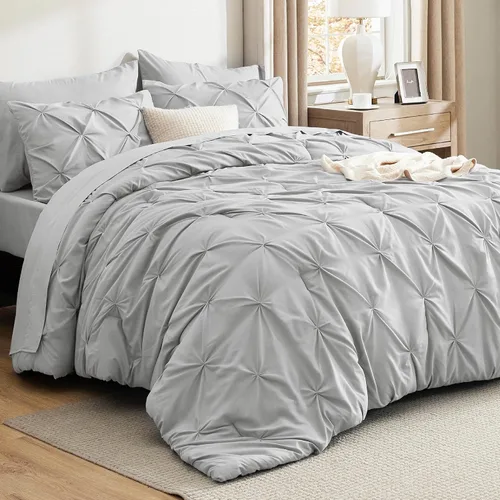 Vista 54 de Bedsure Juego de edredón tamaño King extragrande gris - Juego de ropa de cama en una bolsa de 7 piezas, juego de cama pintuck GentleSoft™ gris