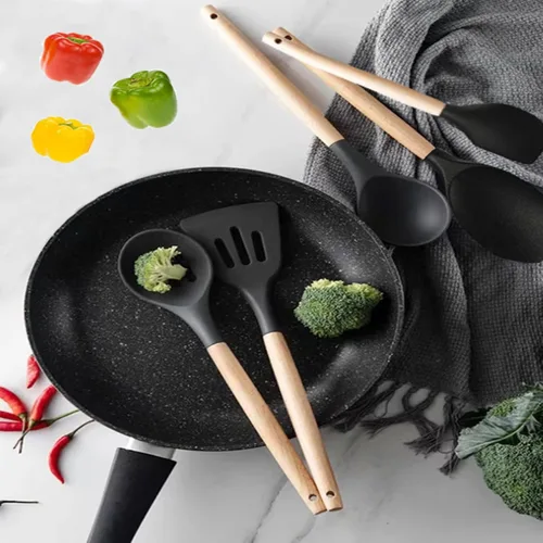 Vista 7 de Juego de utensilios de cocina de silicona antiadherentes, 5 piezas con mango de madera, accesorios de cocina de silicona resistentes al calor (negro)
