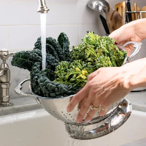 Vista 7 de Hestan Provisions – 3-Quart Stainless Steel Colander