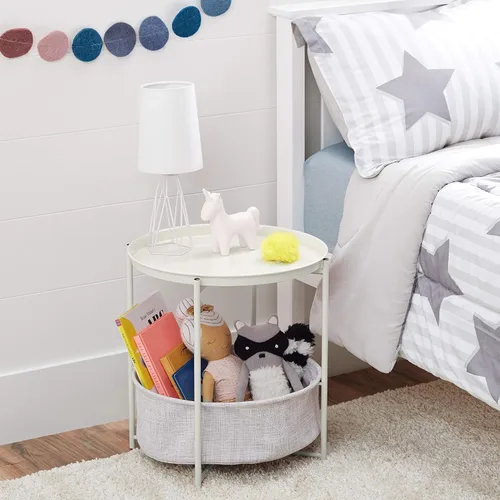 Vista 2 de Amazon Basics Mesa auxiliar redonda de almacenamiento, mesa auxiliar con cesta de tela, blanco/gris jaspeado, 17.7 pulgadas de largo x 17.7 pulgadas