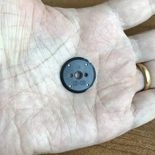 Vista 4 de Fujikura Cuchilla de repuesto original CB-08 para cuchilla Fujikura CT50.