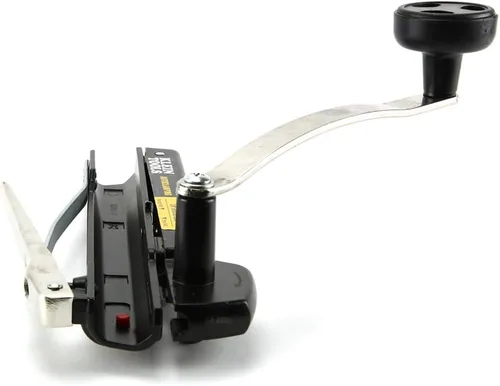 Vista 8 de Klein Tools 53725 Cortador de cables blindado y BX, corta cable blindado de hasta 3/8 pulgadas-BX-AC-MC-MCAP-Greenfield, con almacenamiento