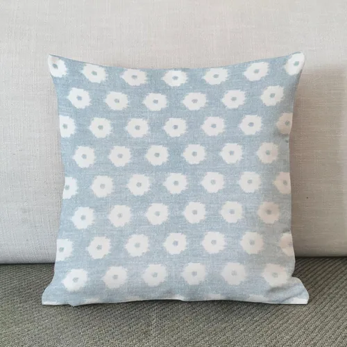 Vista 2 de Fundas de almohada de estilo chino azul cielo, funda de cojín floral de granja de 24 x 24 pulgadas, funda de almohada de inspiración asiática