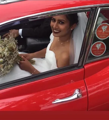 Vista 5 de Aretes de perlas de tuerca Renkovte para mujer, aretes planos de perlas con cierre de tuerca para hélice de cartílago, aretes de cartílago, joyería