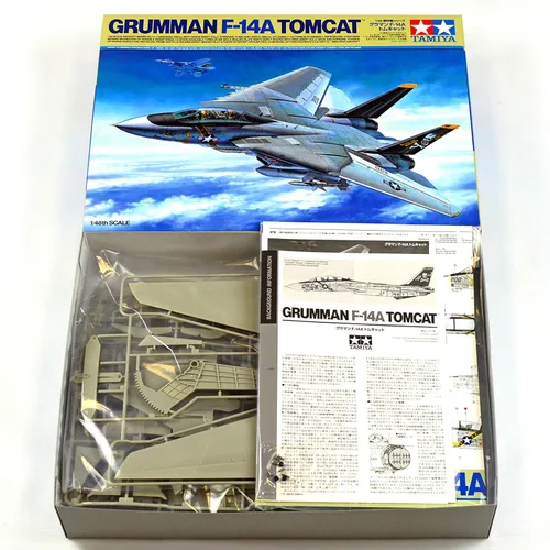 Vista 6 de 1:48 Tamiya Grumman F-14A Tomcat Kit