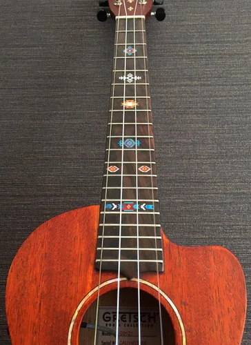 Vista 3 de Jockomo - Adhesivo para ukelele con incrustaciones de marca de posición nativo americano (TR)