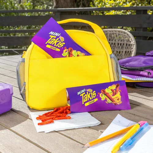 Vista 4 de Takis Fuego Mini 25 piezas / 1.23 oz Paquete múltiple de tamaño bocado, nachos de tortilla enrollada extremadamente picante con sabor a pimiento
