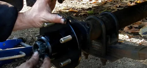 Vista 6 de Paquete de 2 kits de rodamientos de rueda de eje de remolque L44643 L44610 que se ajustan a eje de remolque de 1'', 2000-2200 Lbs, sellos de grasa