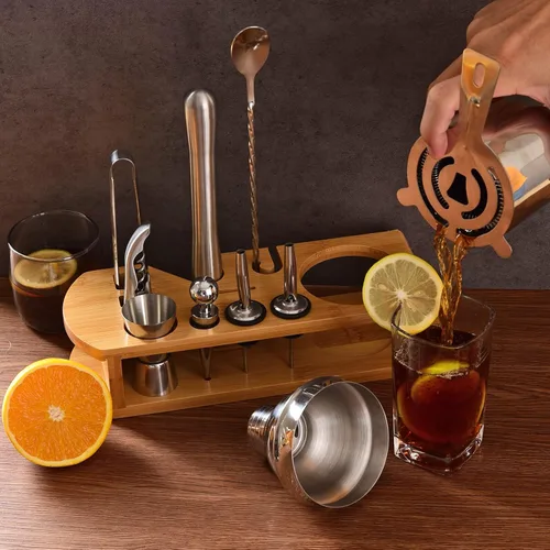 Vista 6 de Juego de coctelera de camarero: juego de herramientas de barra de 12 piezas con soporte de bambú Juego de bar con todos los accesorios prácticos