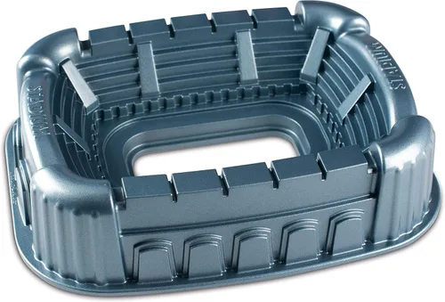 Vista 7 de Nordic Ware Molde para Pastel de Tren, 5 Tazas, Plateado