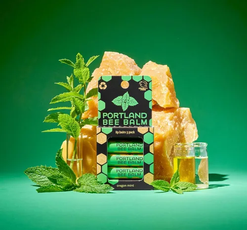 Vista 5 de Portland Bee Balm Bálsamo labial a base de cera de abeja natural hecho a mano, menta de Oregón, 3