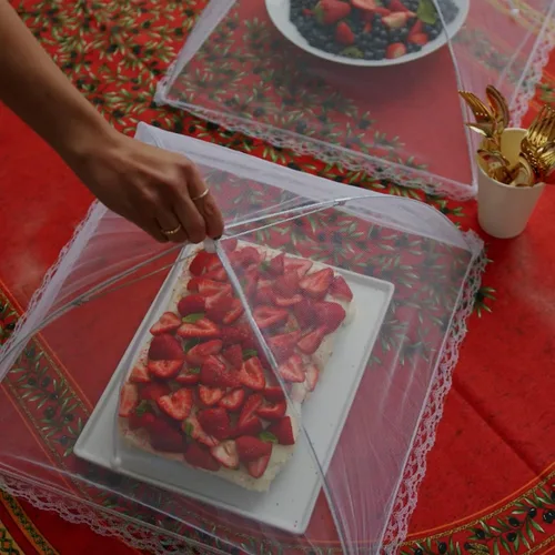 Vista 2 de Simply Genius Carpa de Malla Emergente para Cubrir Alimentos - 17 x 17 pulgadas, Blanco, Paquete de 3, Compacta - Elementos Esenciales para Acampar