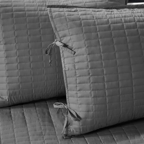 Vista 4 de Comfort Spaces Funda para sofá cama - Lujosa de doble cara - Acolchado, ropa de cama acogedora para todas las estaciones con falda de cama, fundas a