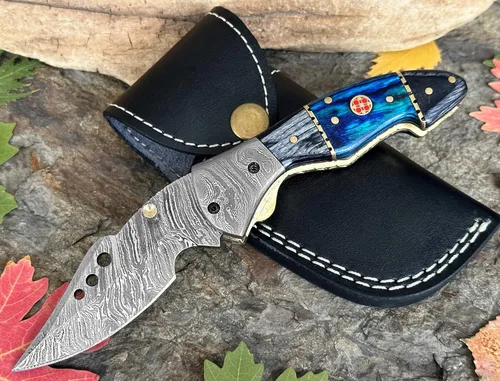 Vista 10 de Cuchillo de Bolsillo de Acero de Damasco para Hombres con Funda de Cuero, Cuchillos de Caza Plegables Hechos a Mano de 7 Pulgadas, Mango - Cuchillo