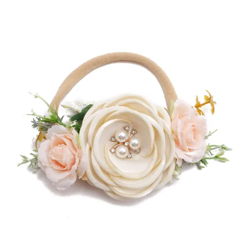 Vista 6 de cherrboll 3 diademas de flores para bebé, súper suaves y elásticas, de nailon, para recién nacidas