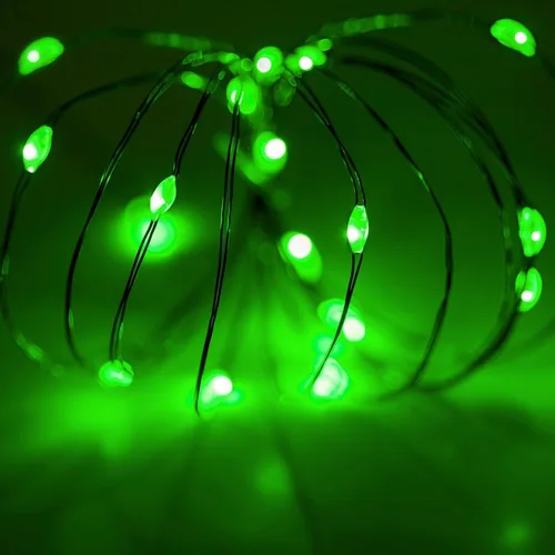 Vista 4 de RUICHEN Guirnalda de luces que funcionan con pilas, alambre de cobre de 16.4 pies, 50 luces LED, mini luciérnaga, luces estrelladas para dormitorio