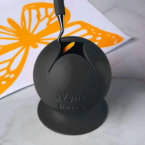 Vista 7 de iVyne Berry Suctioned Vinyl Weeding Scrap Collector & Holder para herramientas de deshierbe para vinilo - Negro