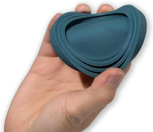 Vista 4 de OHMO Paquete de 2 tapas para latas de comida para perros, (3,12, 14 onzas, etc.), tamaño universal, sin BPA, fundas de silicona para gatos y Azul