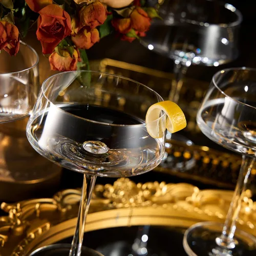Vista 5 de Juego de 4 vasos de Martini & Champagne Coupé con cuchara plateada 10 onzas Crystal Luxury , Premium soplado a mano Cóctel clásico y copas