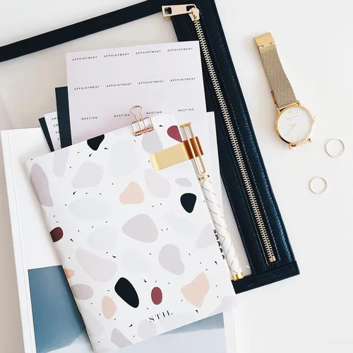 Vista 7 de Audoloku 4 soportes de clip de cuero sintético para cuadernos, diario, planificador