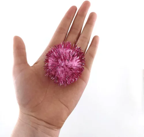 Vista 3 de 20 piezas de bolas de pompones de brillo con flecos de tinsel, juguete favorito del gato de colores surtidos