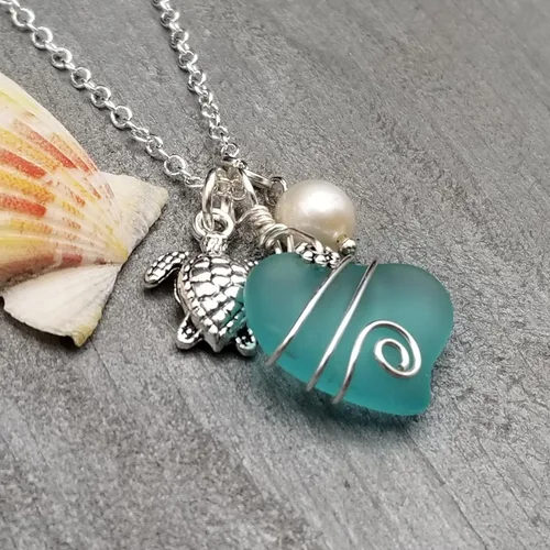 Vista 36 de Collar de cristal de mar hecho a mano, collar de corazón de alambre, collar de abalorios y perlas, joyería de cristal de mar, regalo de cumpleaños